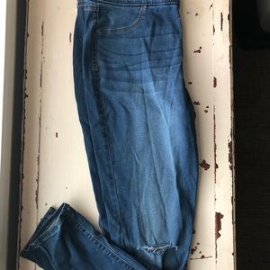 NEW WITH TAGS | Old Navy Skinny Jeans Mid-Rise